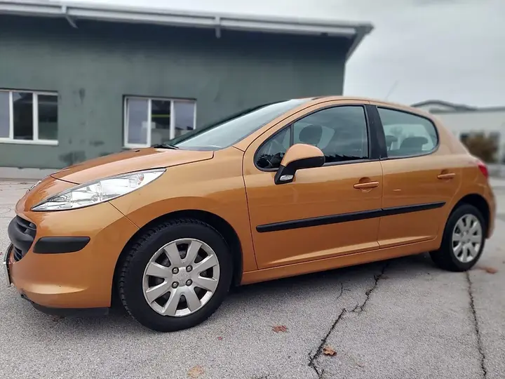 Peugeot 207 2007 photo 3