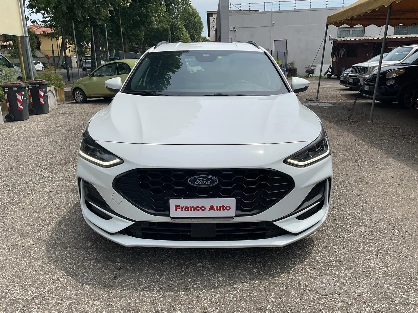 Ford Focus 2023 photo 2