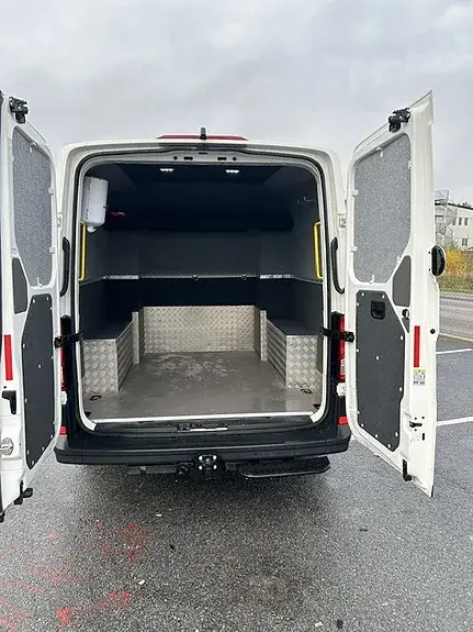 Volkswagen Crafter 35 2024 photo 3