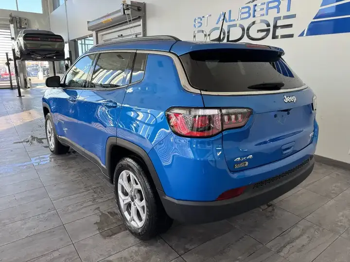 Jeep Compass 2026 photo 3