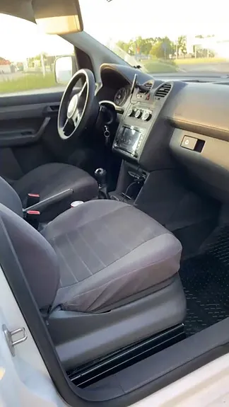 Volkswagen Caddy 2012 photo 5