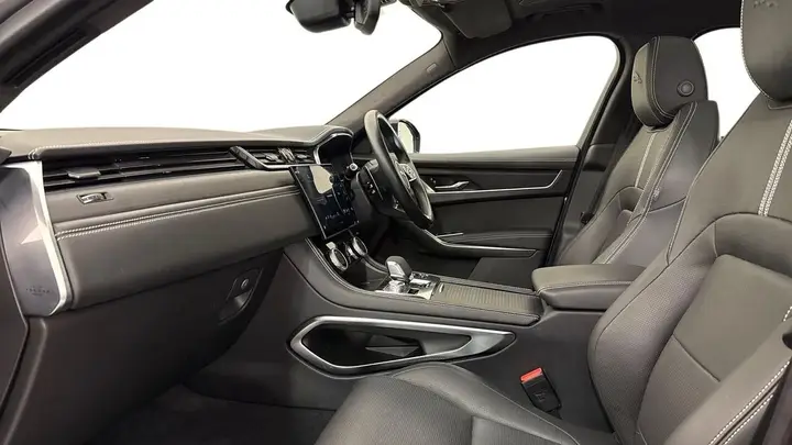 Jaguar F-Pace 2024 photo 3