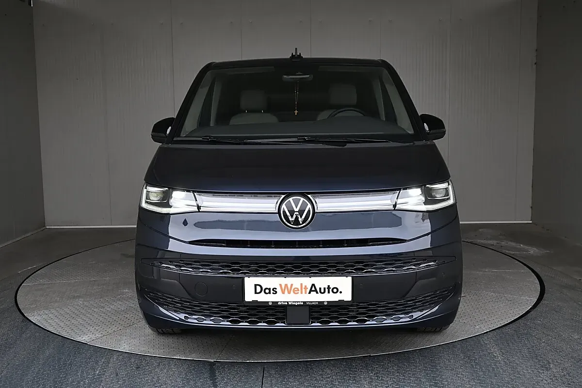 Volkswagen Multivan 2024 photo 2