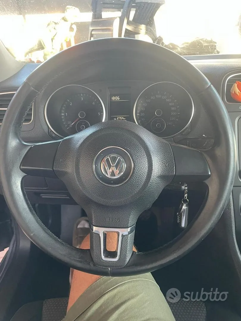 Volkswagen Golf 2011 photo 5