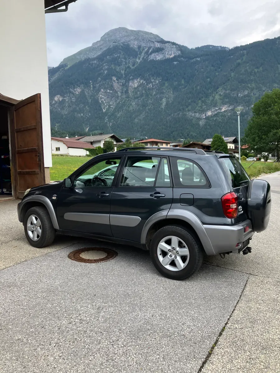 Toyota Rav4 2005 photo 3