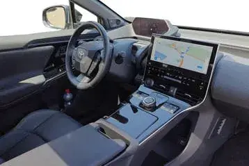 Toyota Bz4X 2024 photo 2