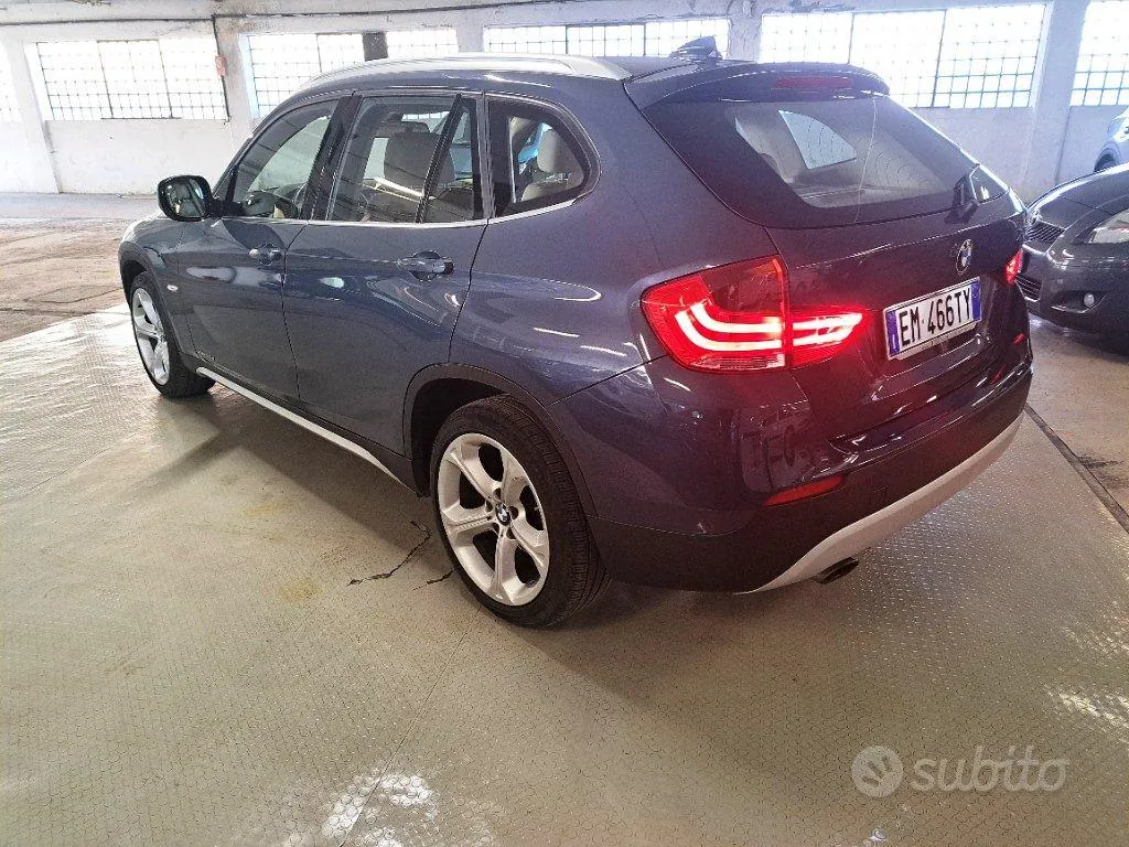 BMW X1 2012 photo 3