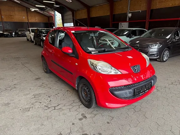 Peugeot 107 2008 photo 3