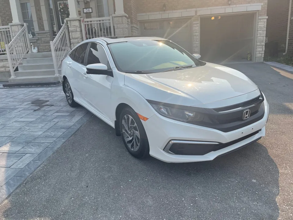 Honda Civic 2020 photo 4