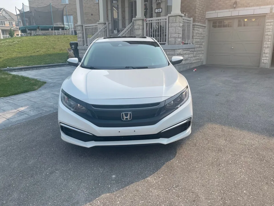 Honda Civic 2020 photo 2