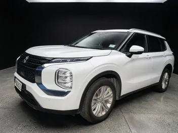 Mitsubishi Outlander 2022 photo 4