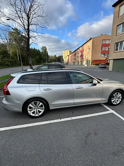 Volvo V60 2019 photo 5