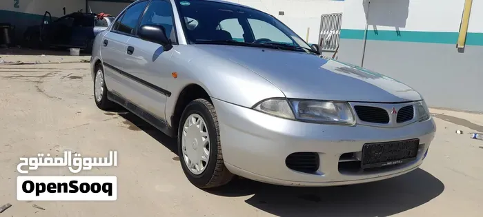 Mitsubishi Carisma