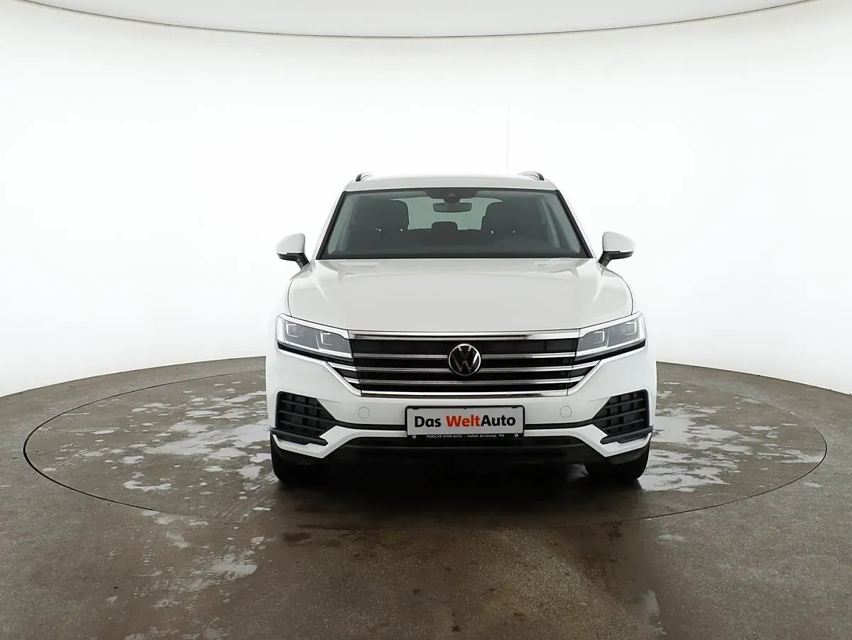 Volkswagen Touareg 2025 photo 3