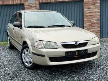 Mazda 323F 1999 photo 3