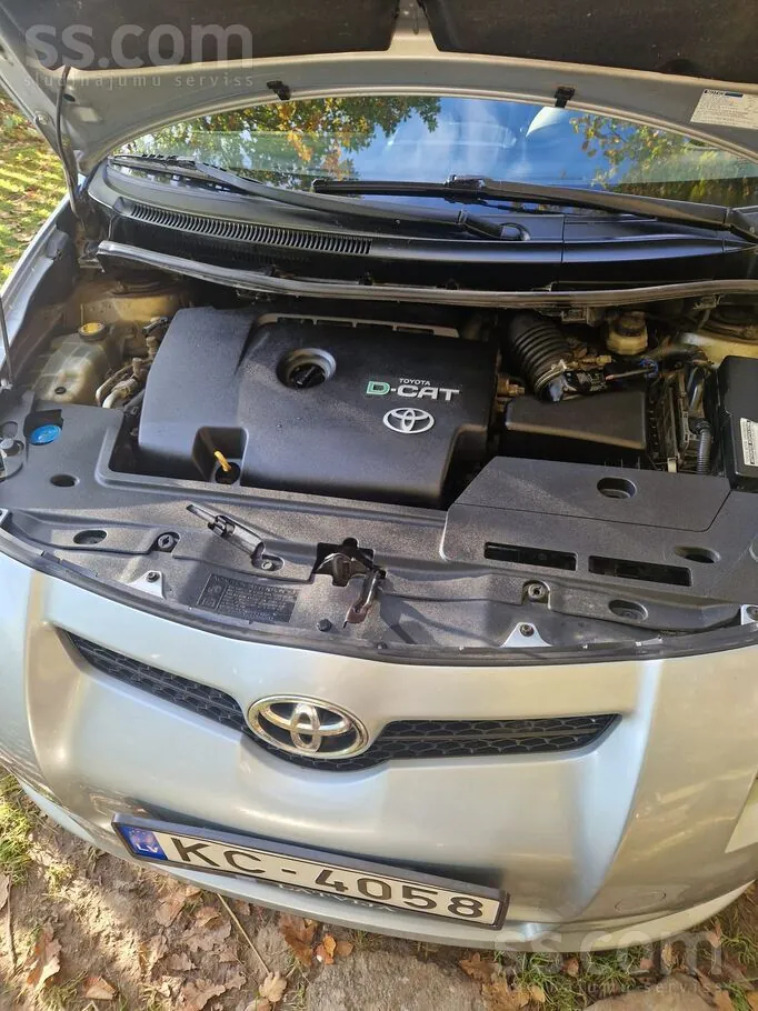 Toyota Auris 2007 photo 2