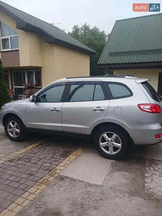 Hyundai Santa Fe 2009 photo 5