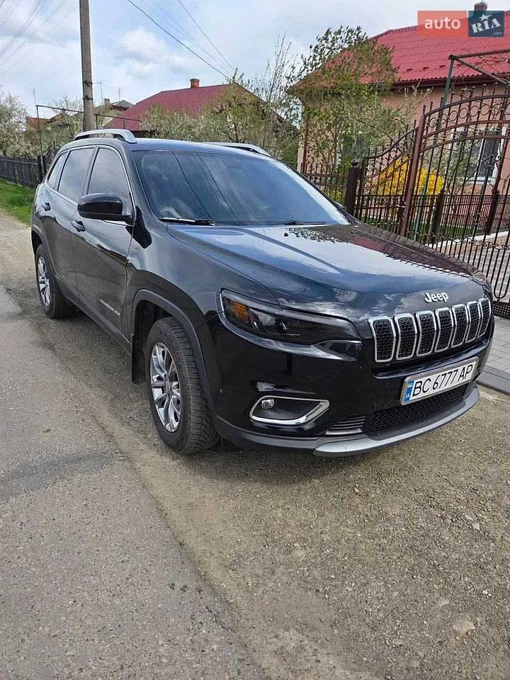Jeep Cherokee
