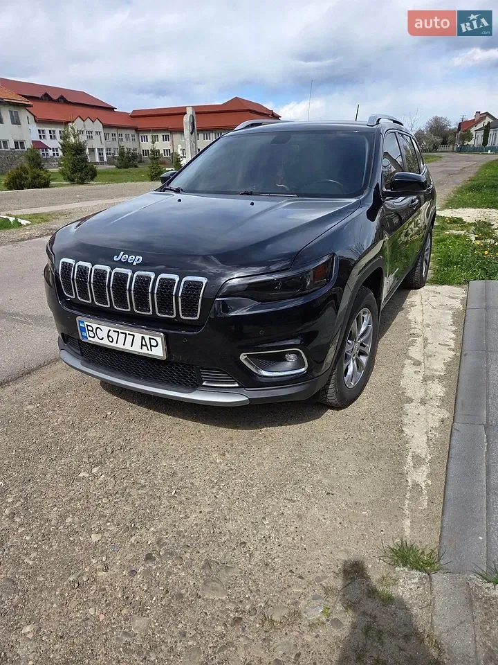 Jeep Cherokee 2020 photo 2