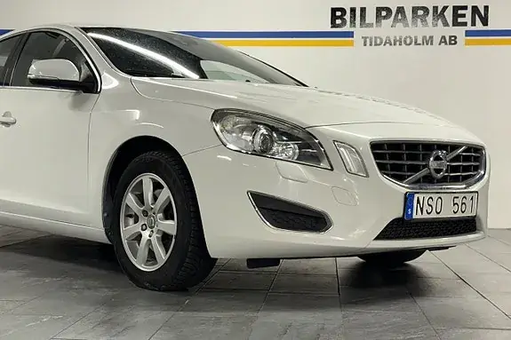 Volvo S60 2011 photo 5