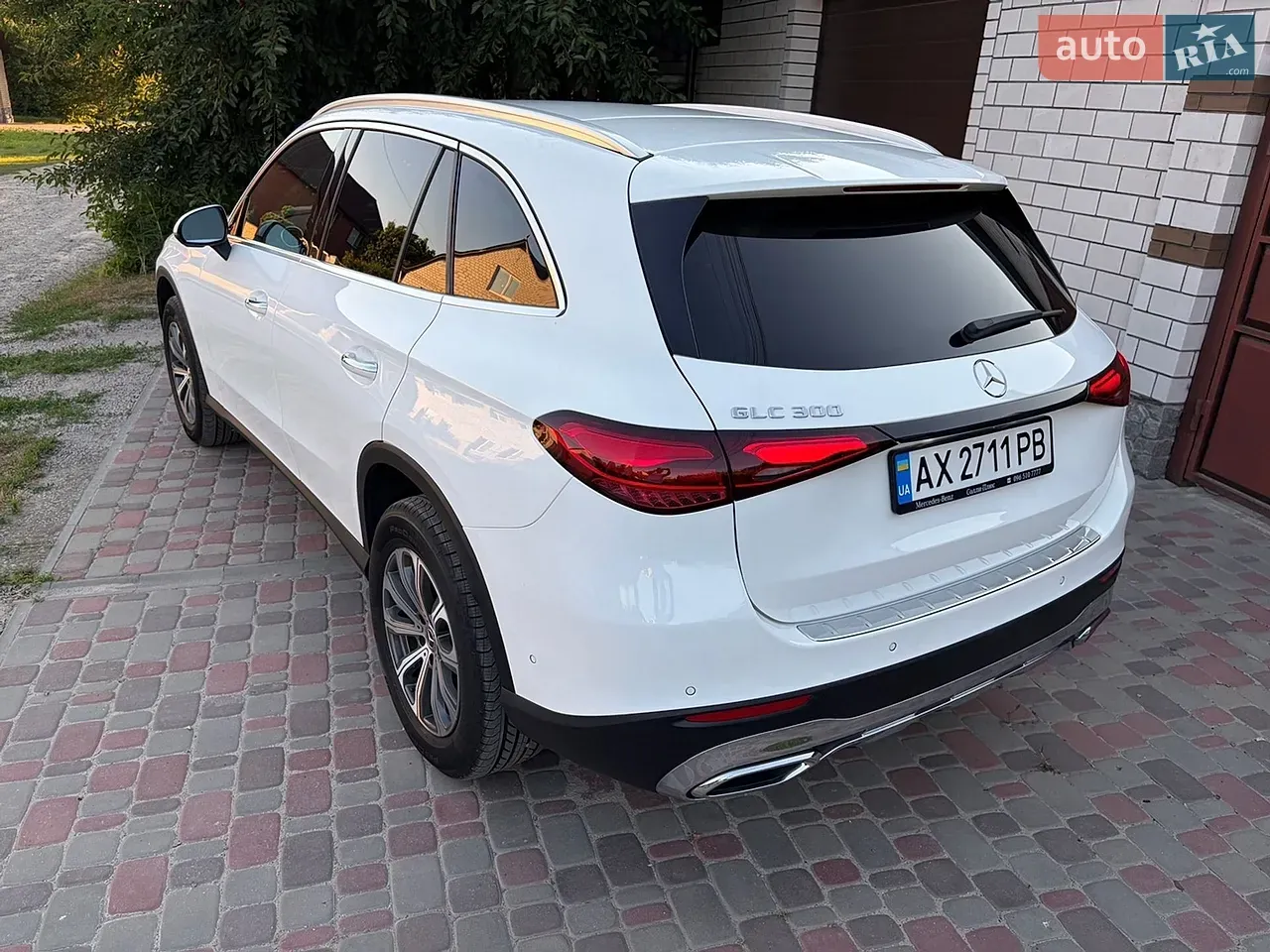 Mercedes-Benz Glc-Class 2024 photo 5
