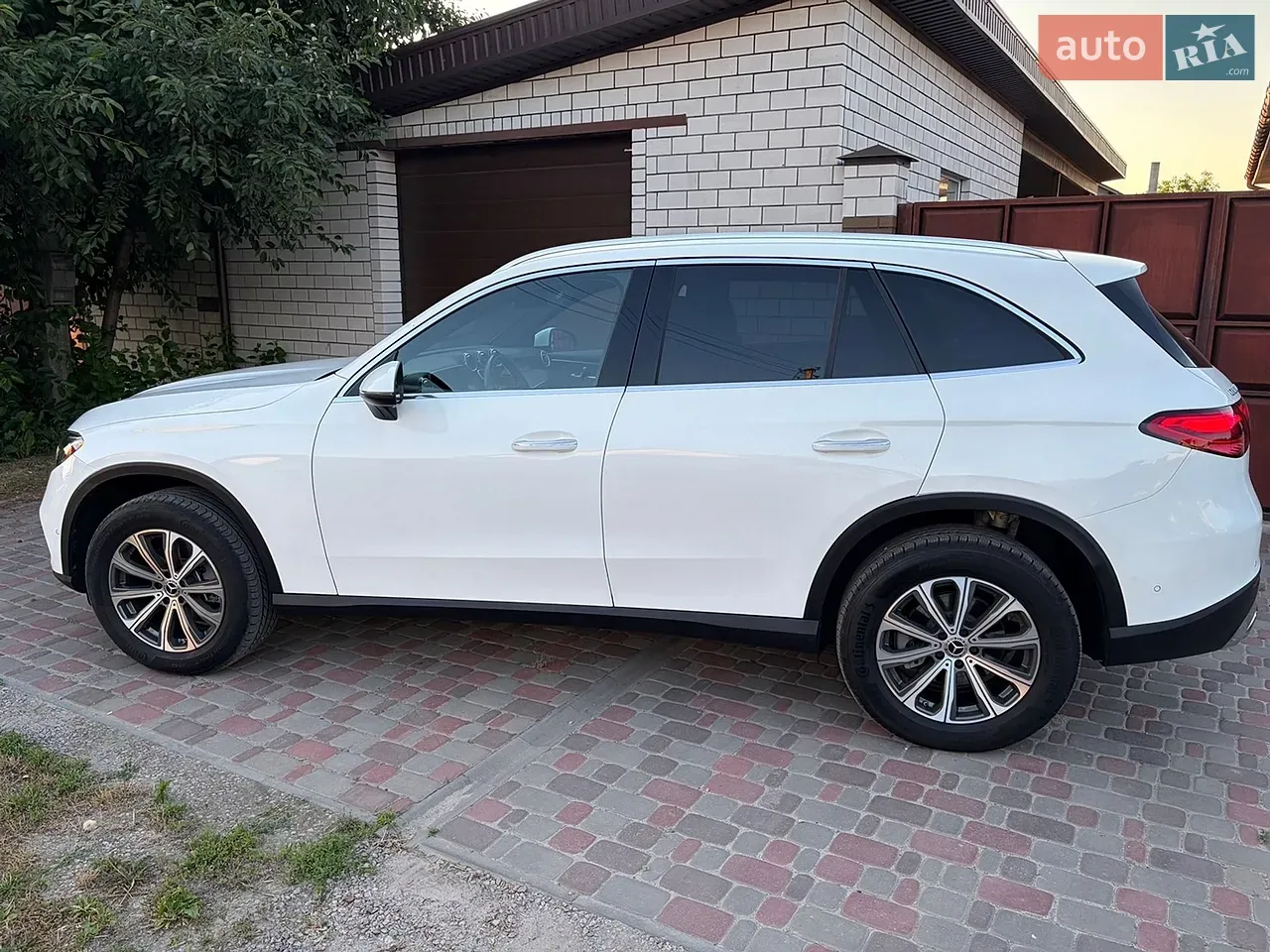 Mercedes-Benz Glc-Class 2024 photo 4