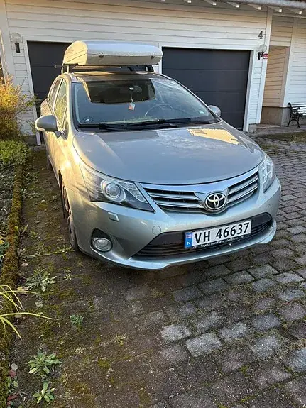 Toyota Avensis 2012 photo 3