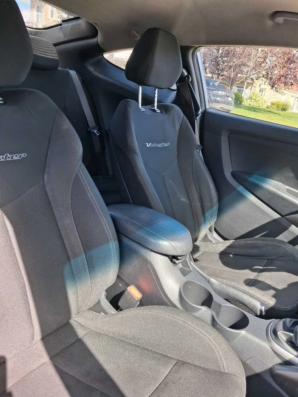 Hyundai Veloster 2016 photo 4