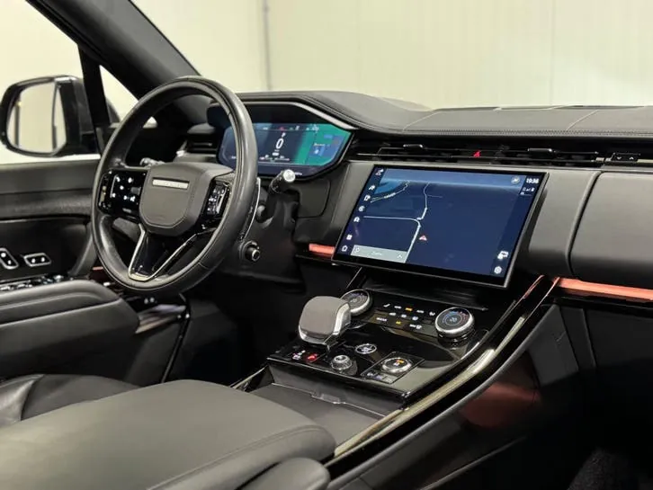 Land Rover Range Rover Sport 2023 photo 2
