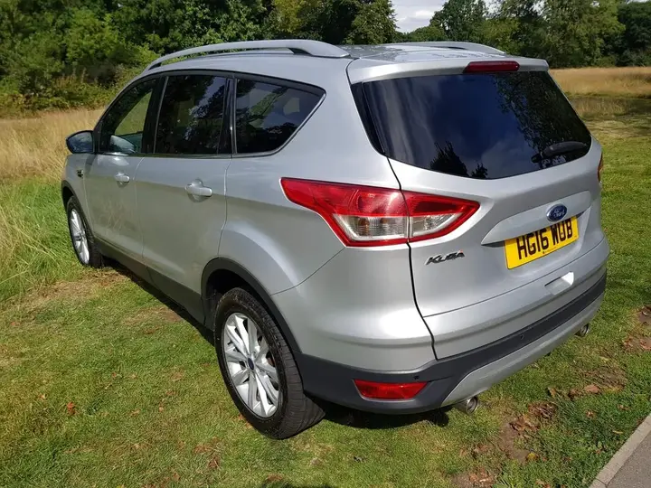 Ford Kuga 2016 photo 3