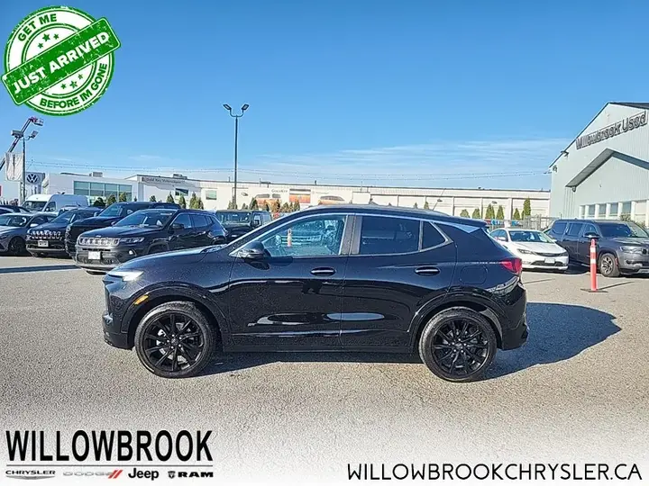 Buick Encore 2025 photo 2