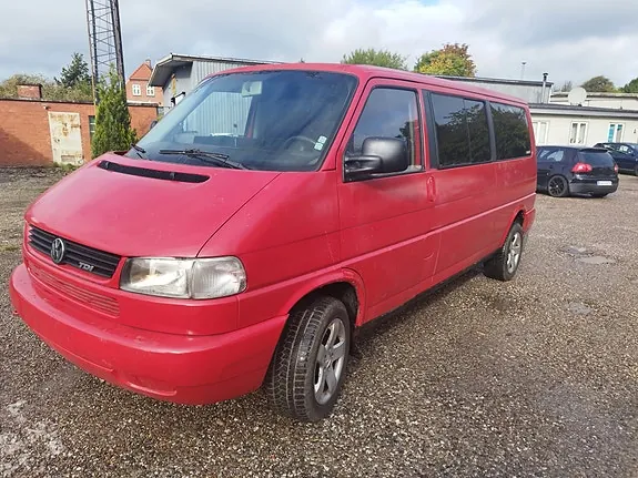Volkswagen Caravelle 2000 photo 4