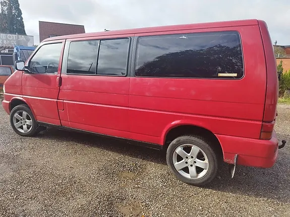 Volkswagen Caravelle 2000 photo 3