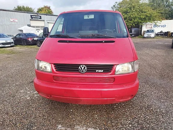 Volkswagen Caravelle 2000 photo 2