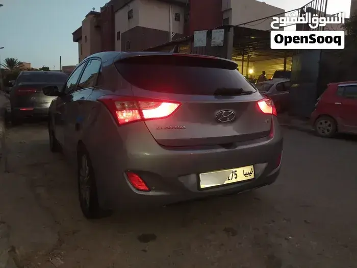 Hyundai Elantra 2014 photo 4