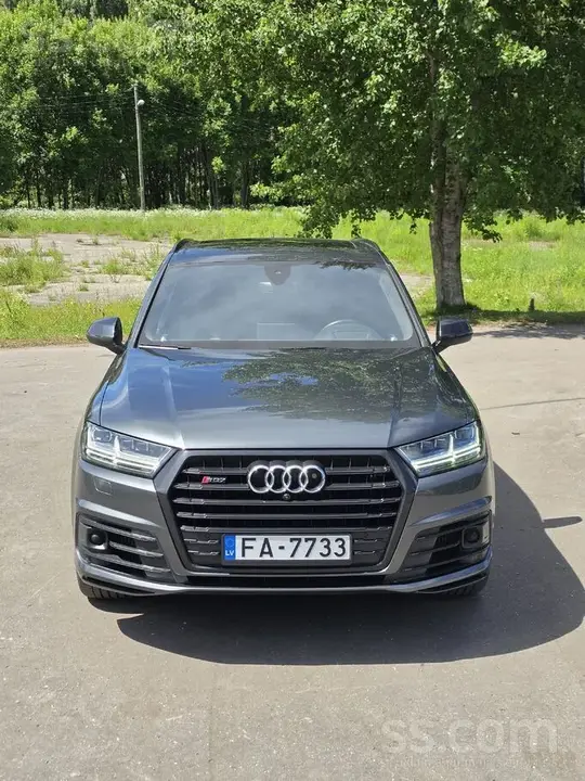Audi Q7 2017 photo 2
