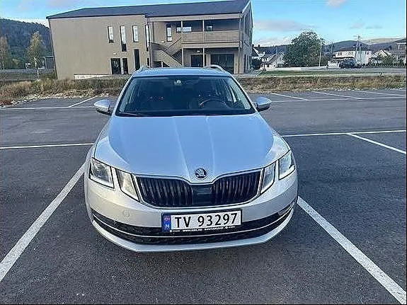 Skoda Octavia 2018 photo 2