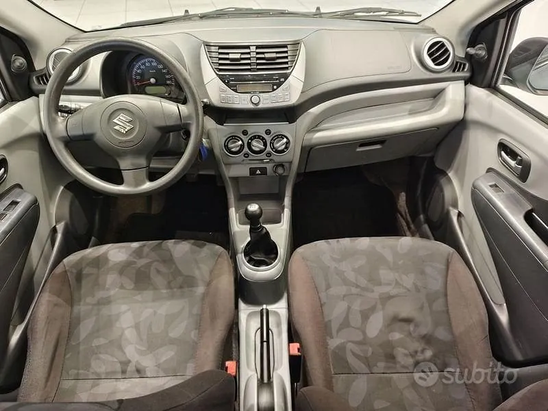 Suzuki Alto 2011 photo 4