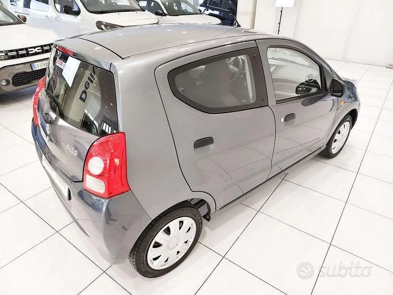 Suzuki Alto 2011 photo 3