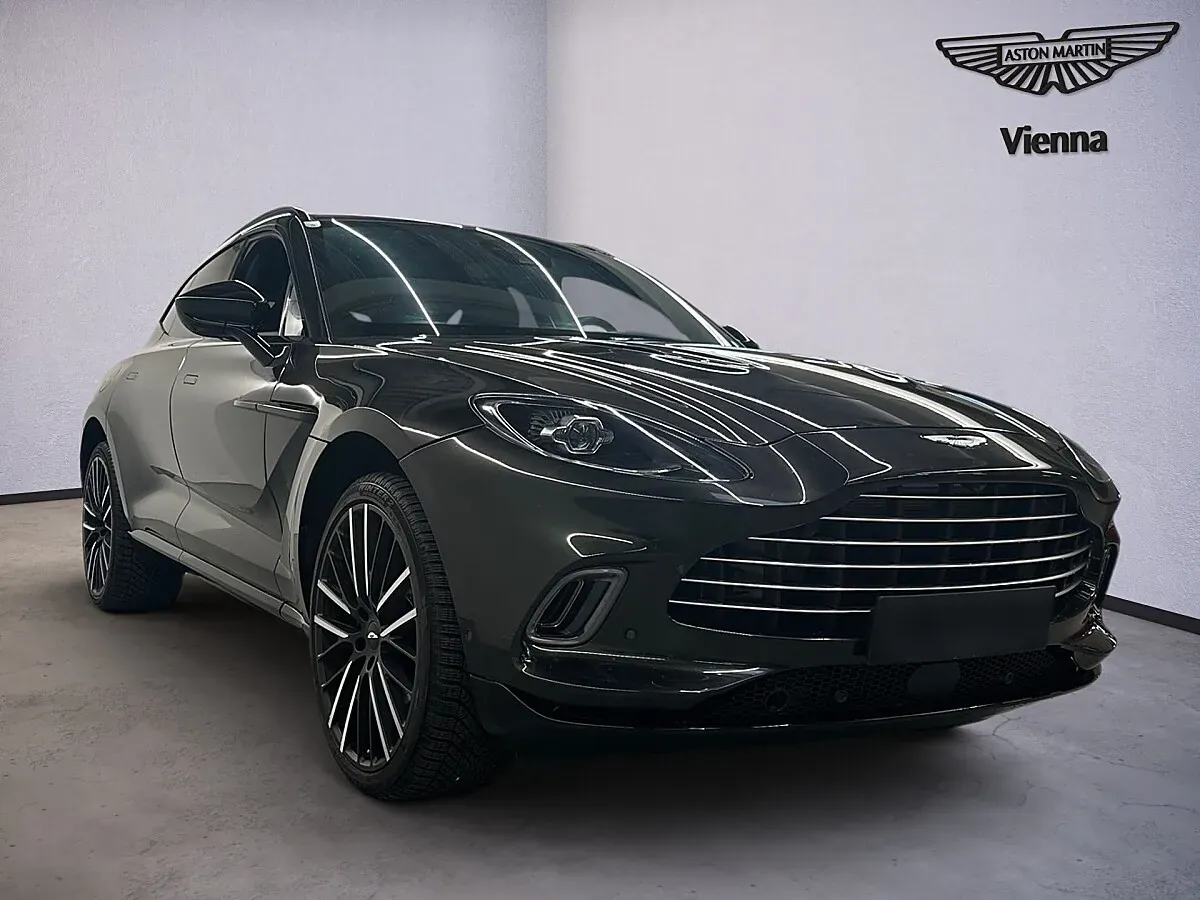 Aston Martin Dbx 2024 photo 2