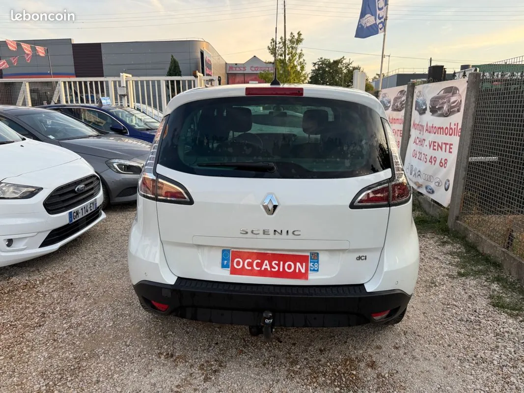 Renault Scenic 2014 photo 5