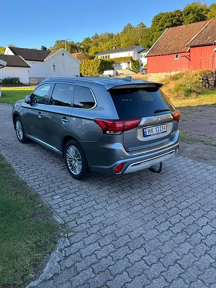 Mitsubishi Outlander 2019 photo 4
