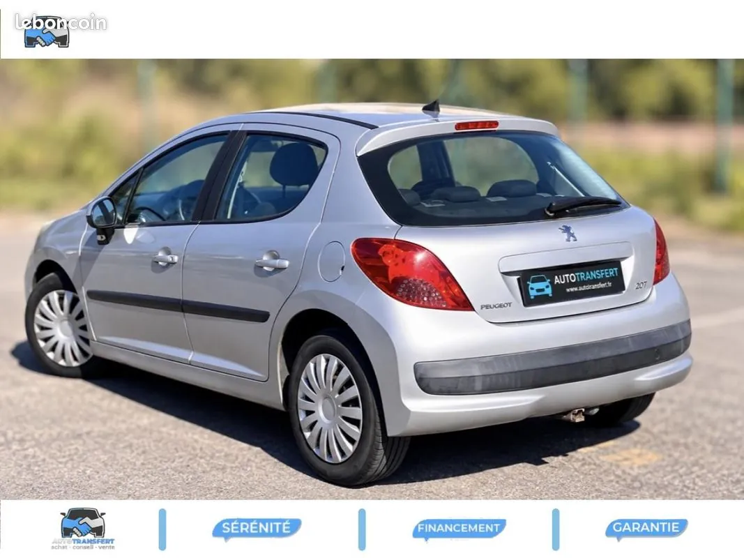 Peugeot 207 2008 photo 4