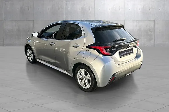 Toyota Yaris 2024 photo 3