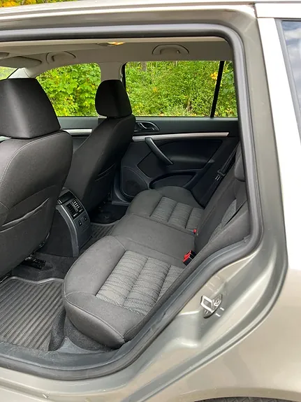 Skoda Octavia 2011 photo 5