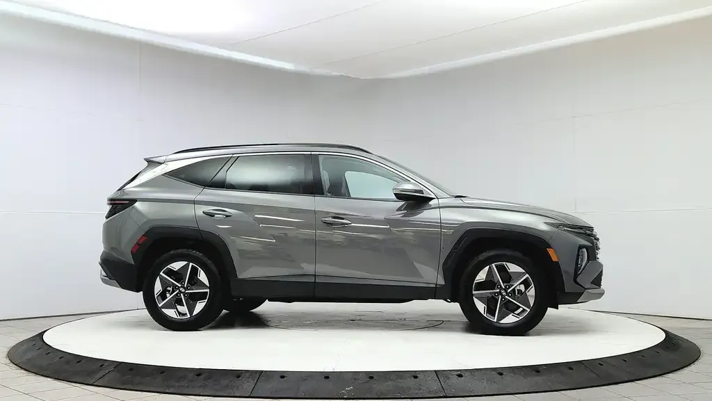 Hyundai Tucson 2025 photo 2