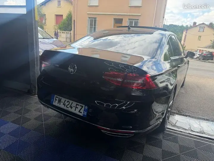 Volkswagen Passat 2017 photo 3