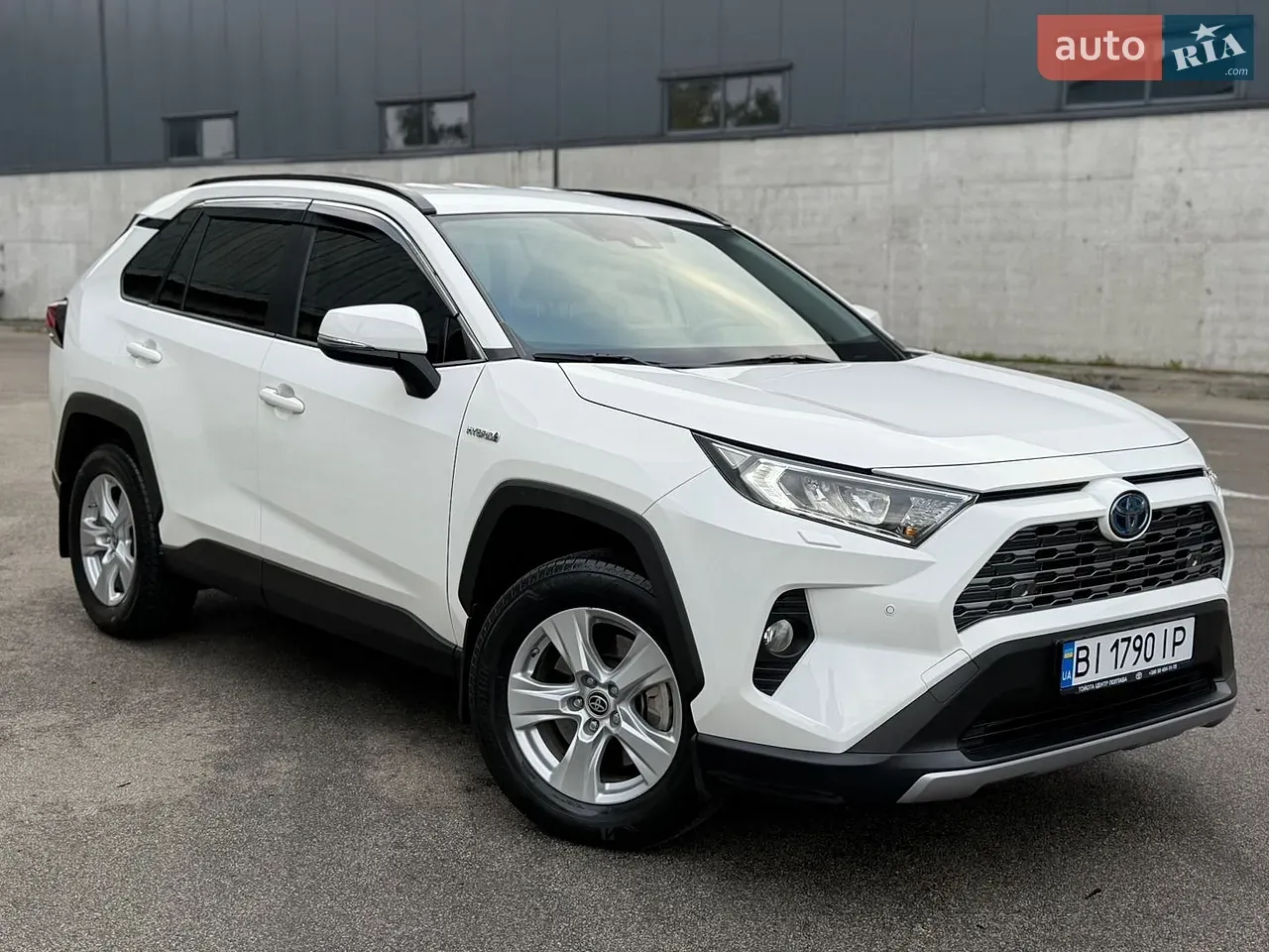 Toyota Rav4 2021 photo 2