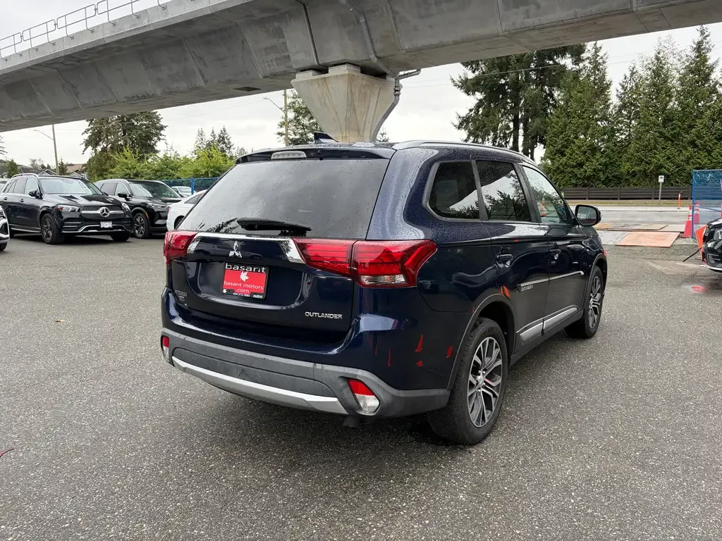 Mitsubishi Outlander 2018 photo 5