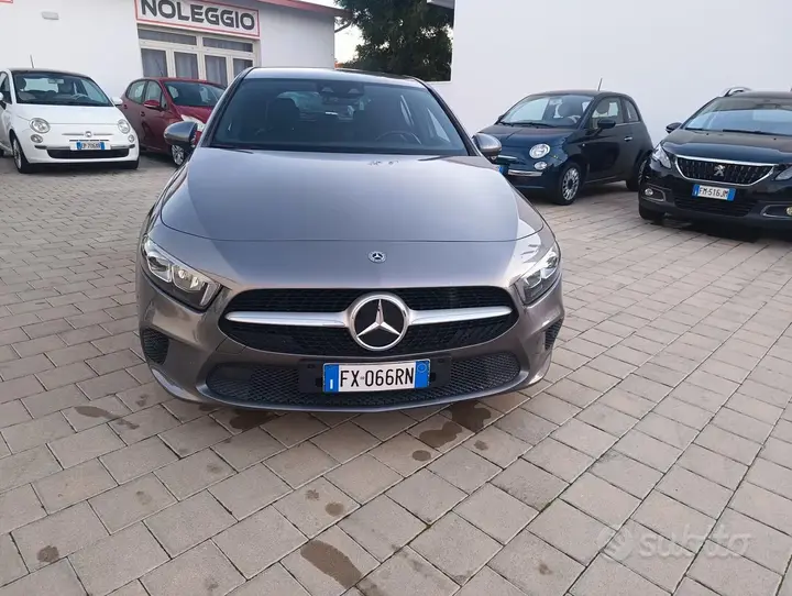 Mercedes-Benz A 180 2019 photo 3